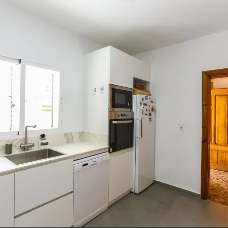 Denia, 4 Dormitorios, 7 Personas - Es-262-44 Villa